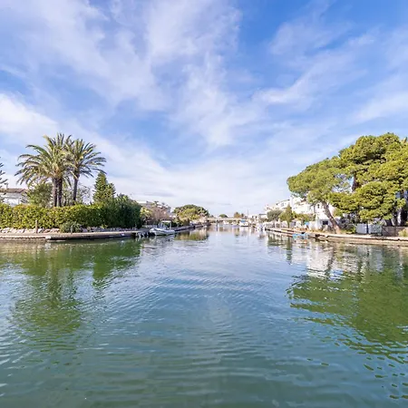 Basic Comfort Pattaya 0146 * Empuriabrava