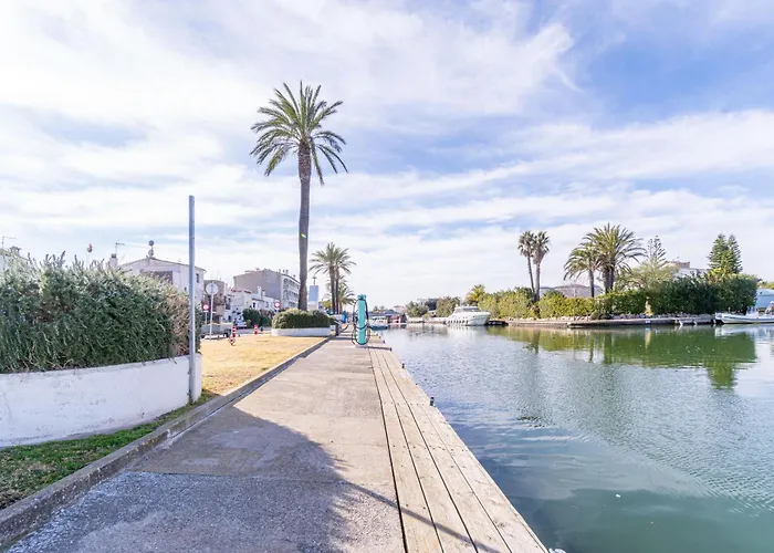 Basic Comfort Pattaya 0146 * Empuriabrava